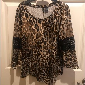 Leopard top